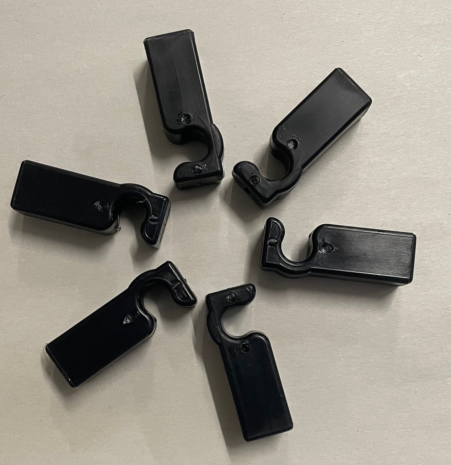 Design Wall Replacement Parts - 2 pkgs/Pole Clips (set of 6)